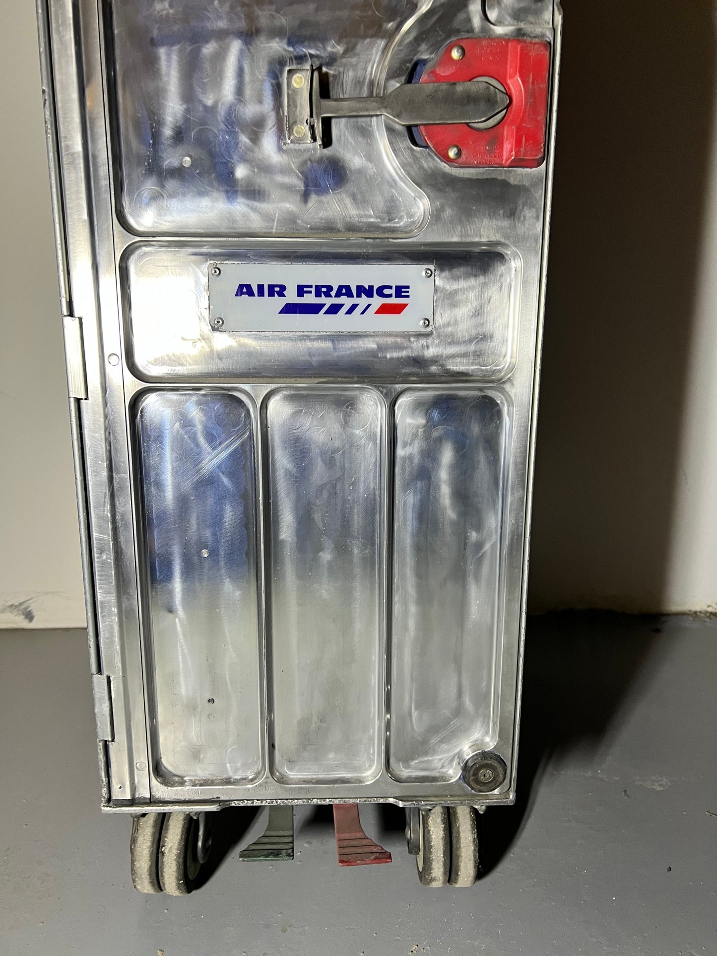 Aircraft Catering trolley bar
