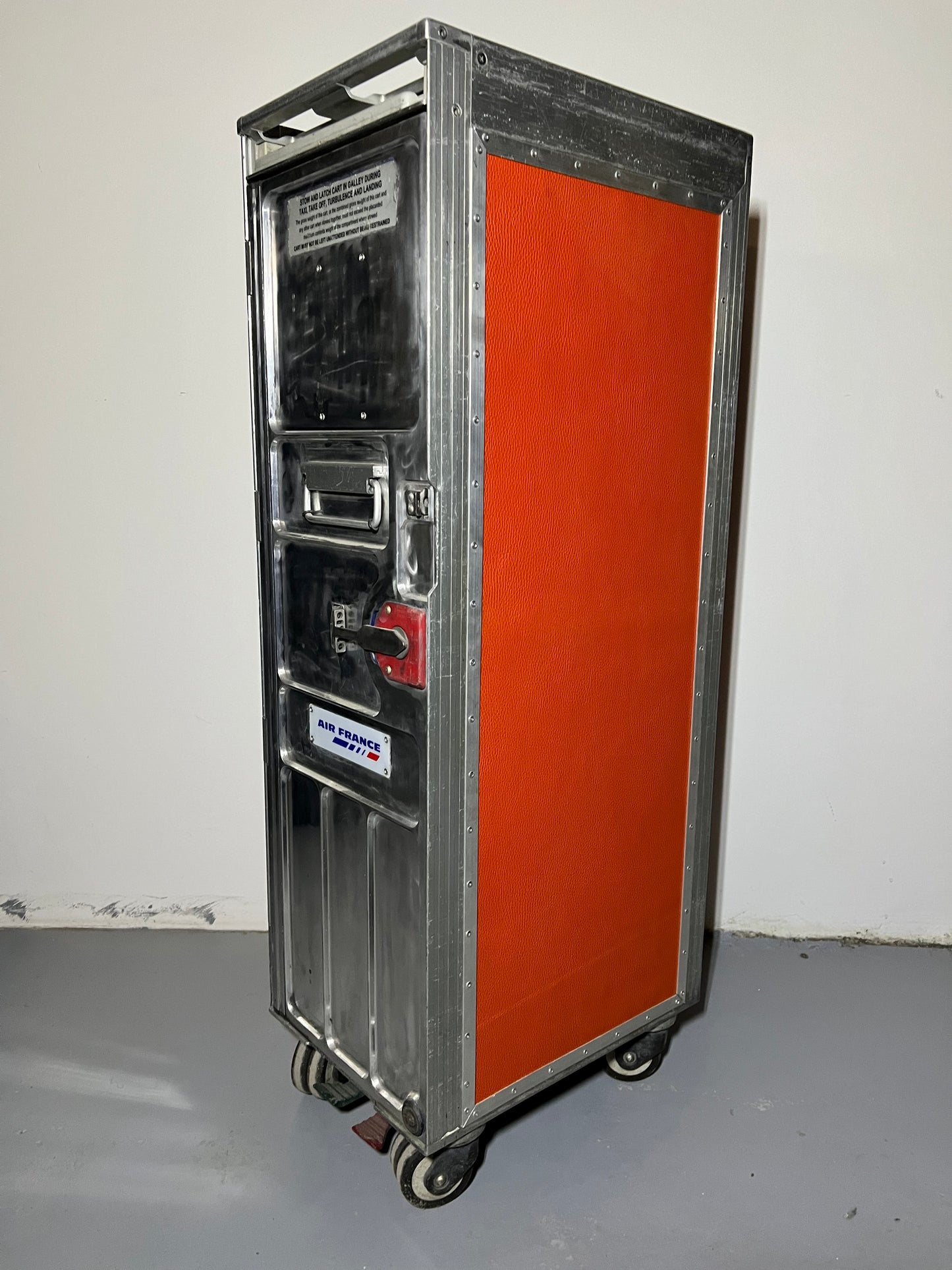 Aircraft Catering trolley bar