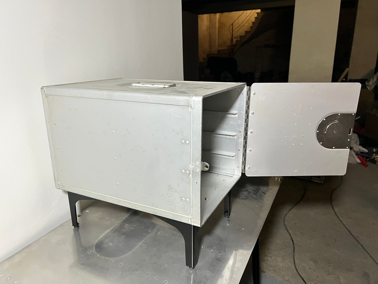 Atlas catering box side table