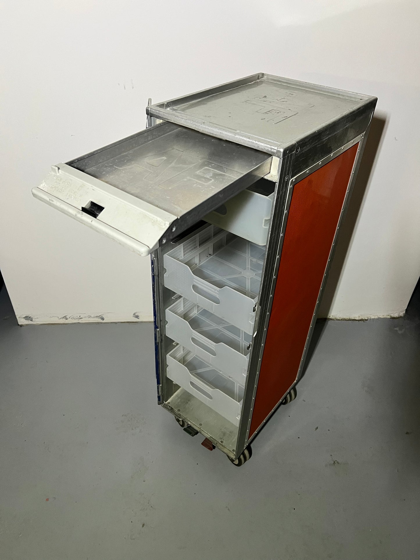 Aircraft Catering trolley bar