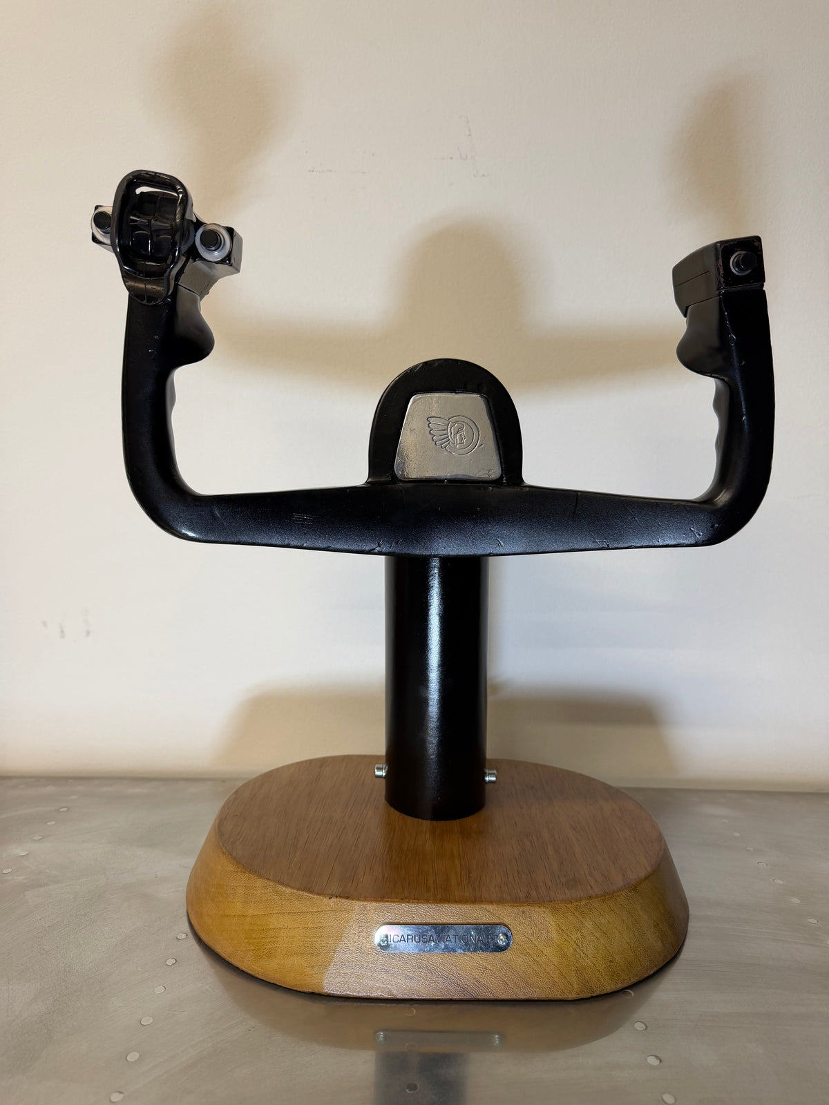 Aircraft control yoke
