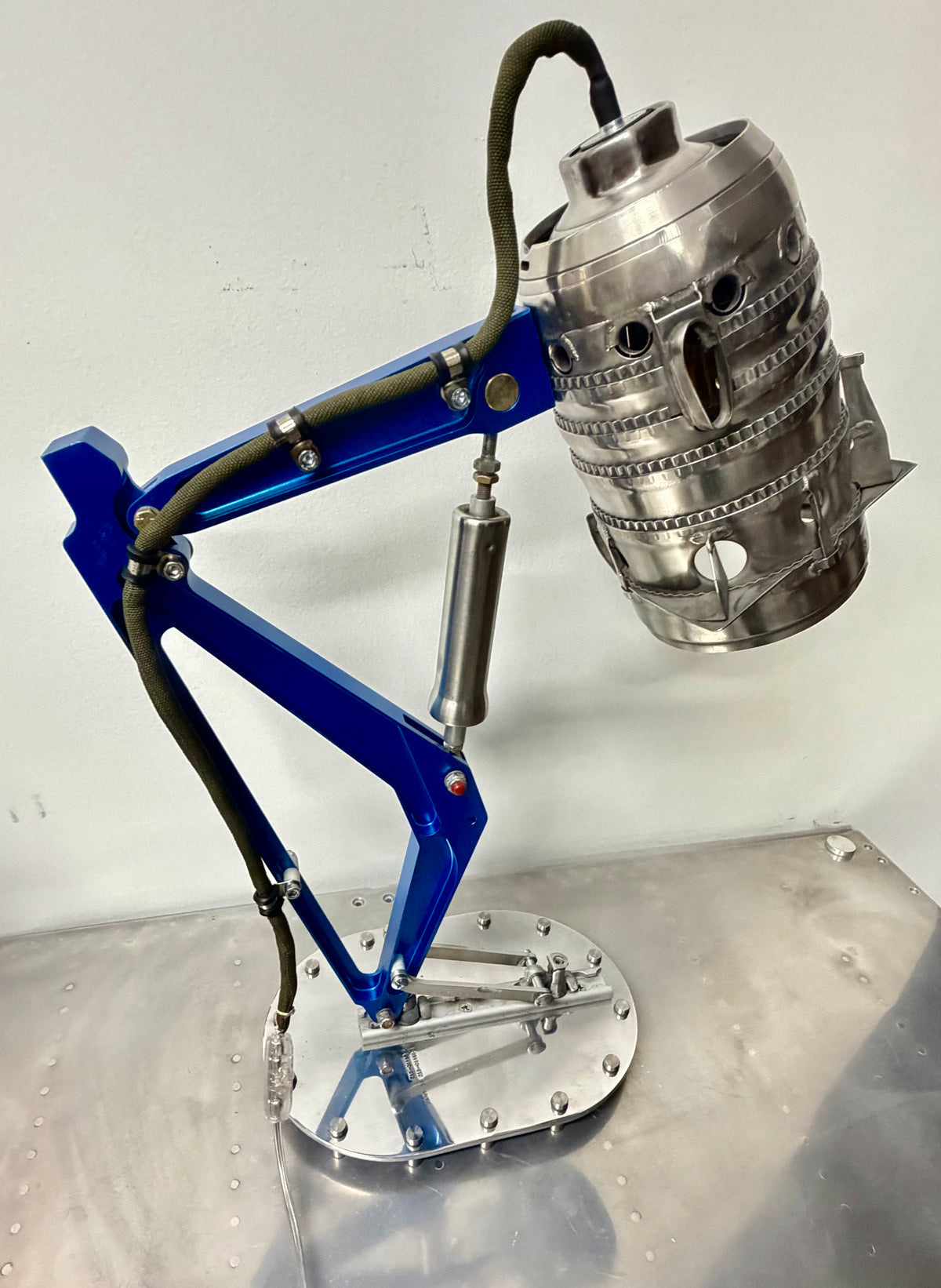 F-86 Sabre office lamp