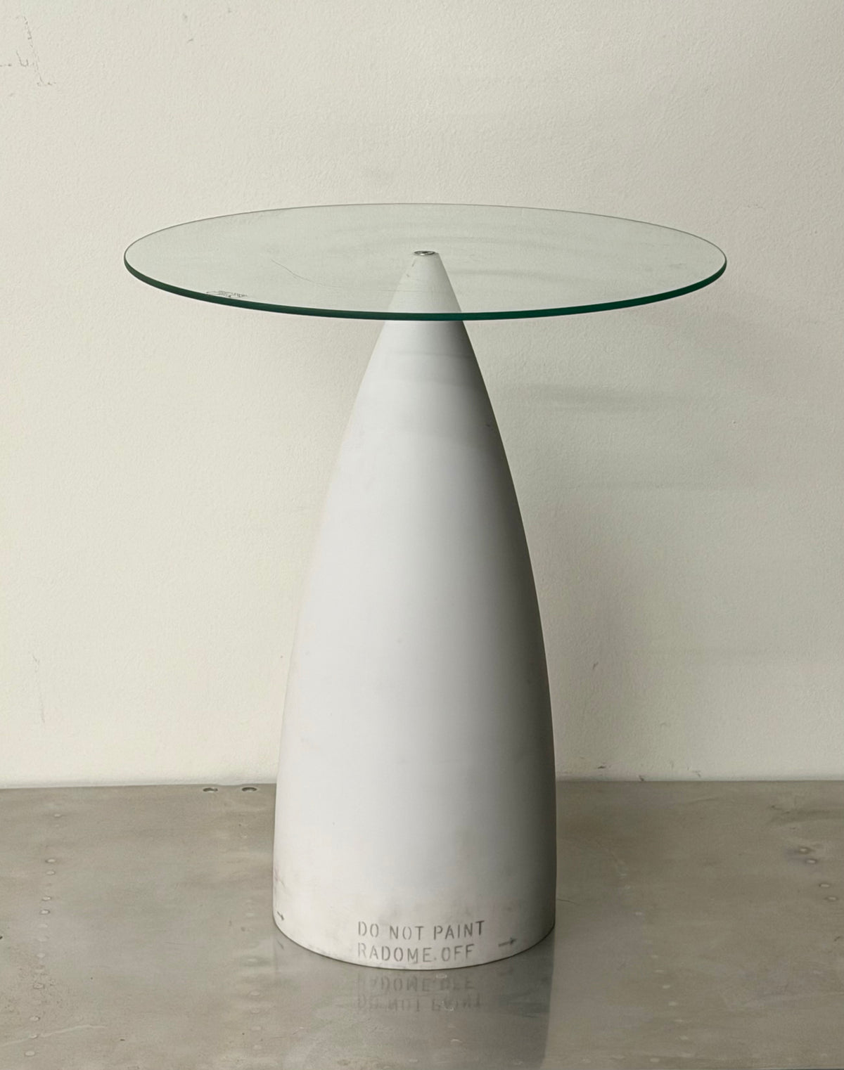 AIM-7 Sparrow side table